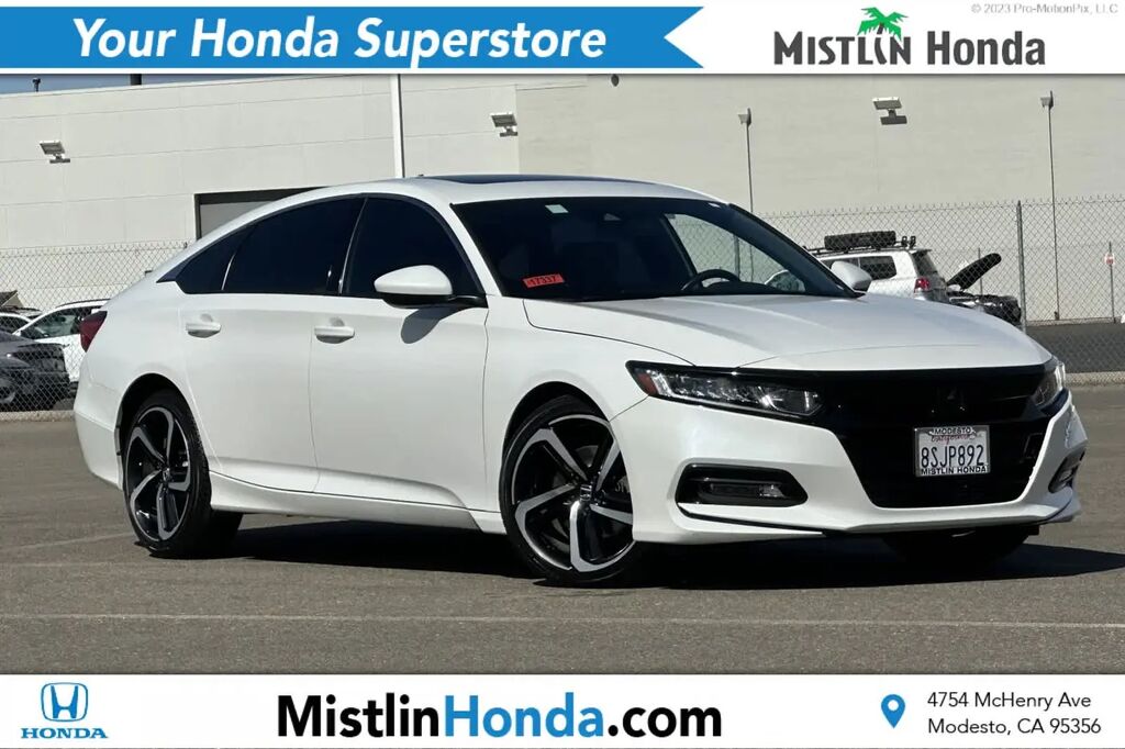 2020 Honda Accord Sport — photo 1 of 12
