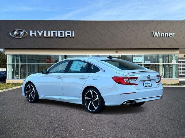 2021 Honda Accord Sport — photo 1 of 24