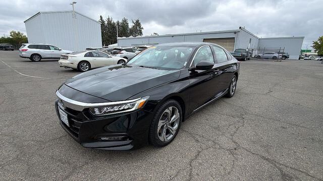 2018 Honda Accord EX-L w/Navi — photo 1 of 26