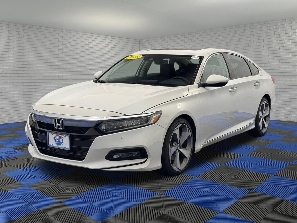 2018 Honda Accord Sedan Touring — photo 1 of 7