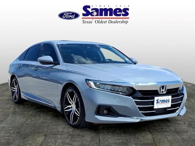 2021 Honda Accord Touring — photo 1 of 13