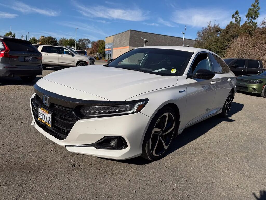 2022 Honda Accord Hybrid Sport — photo 1 of 12