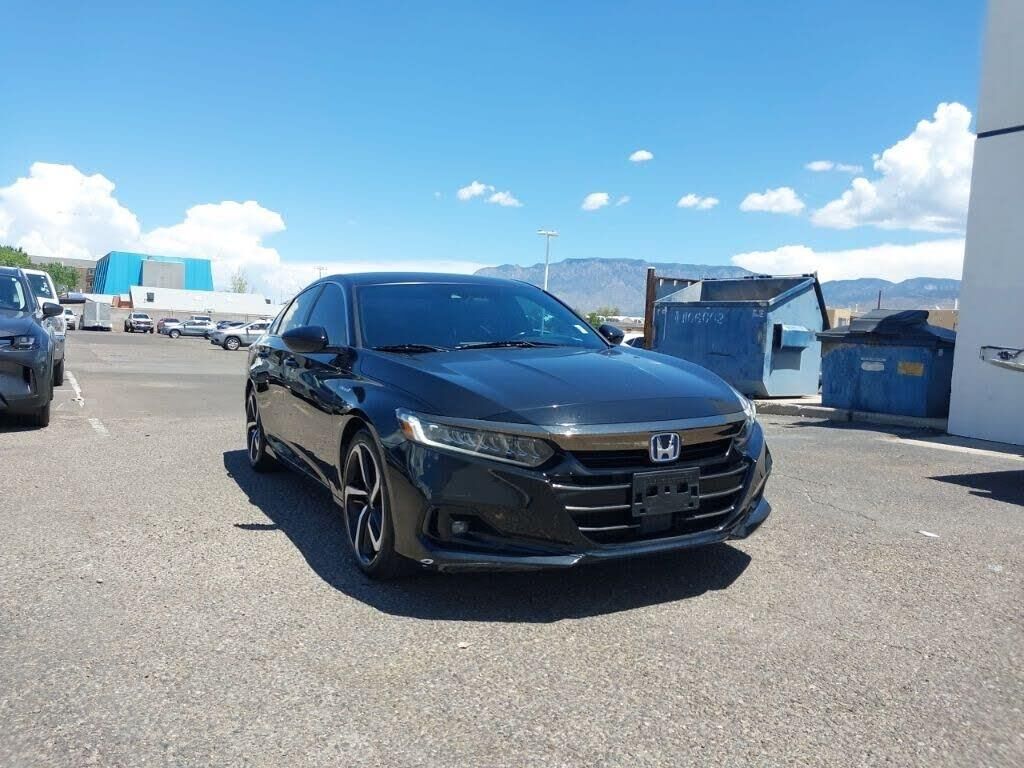 2022 Honda Accord Hybrid Sport — photo 1 of 1