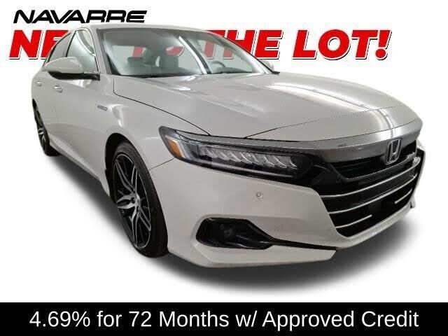 2022 Honda Accord Hybrid Touring — photo 1 of 1