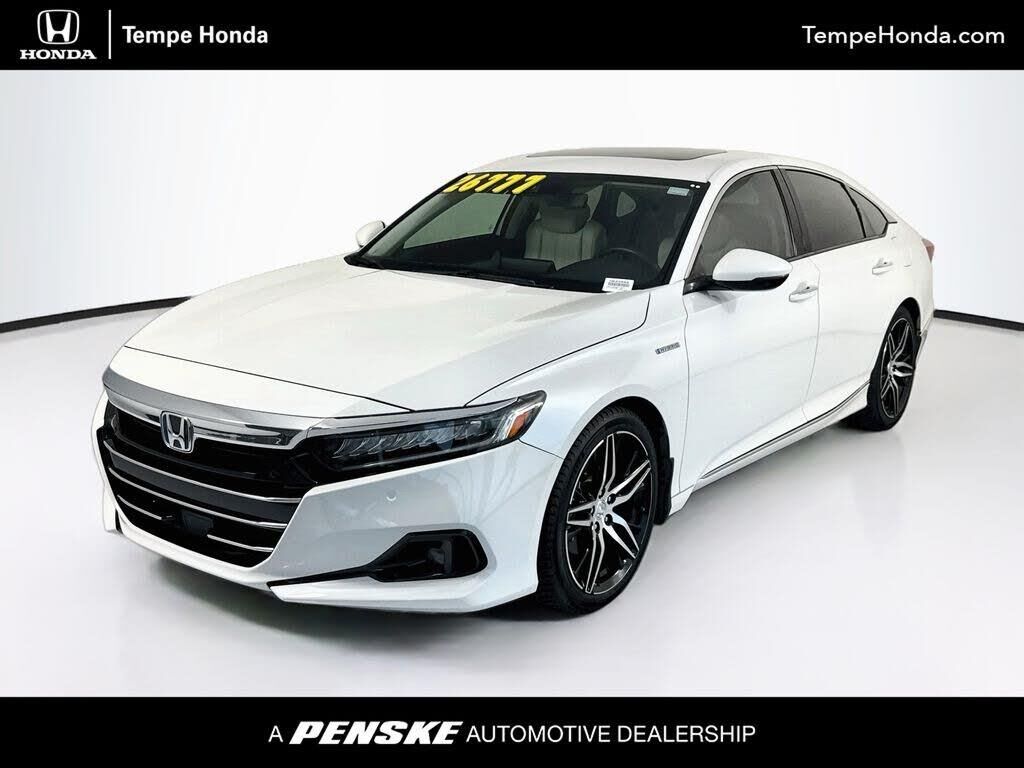 2021 Honda Accord Hybrid Touring — photo 1 of 1
