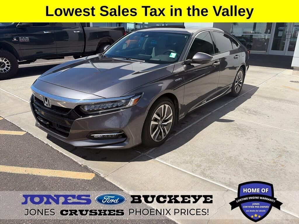 2018 Honda Accord Hybrid Touring — photo 1 of 1