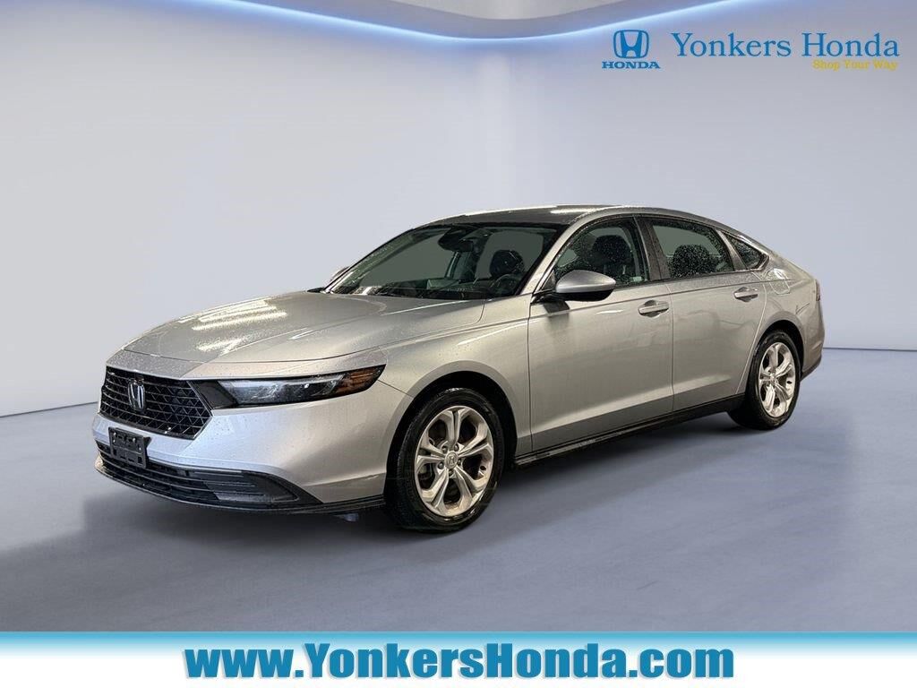 2024 Honda Accord LX — photo 1 of 13