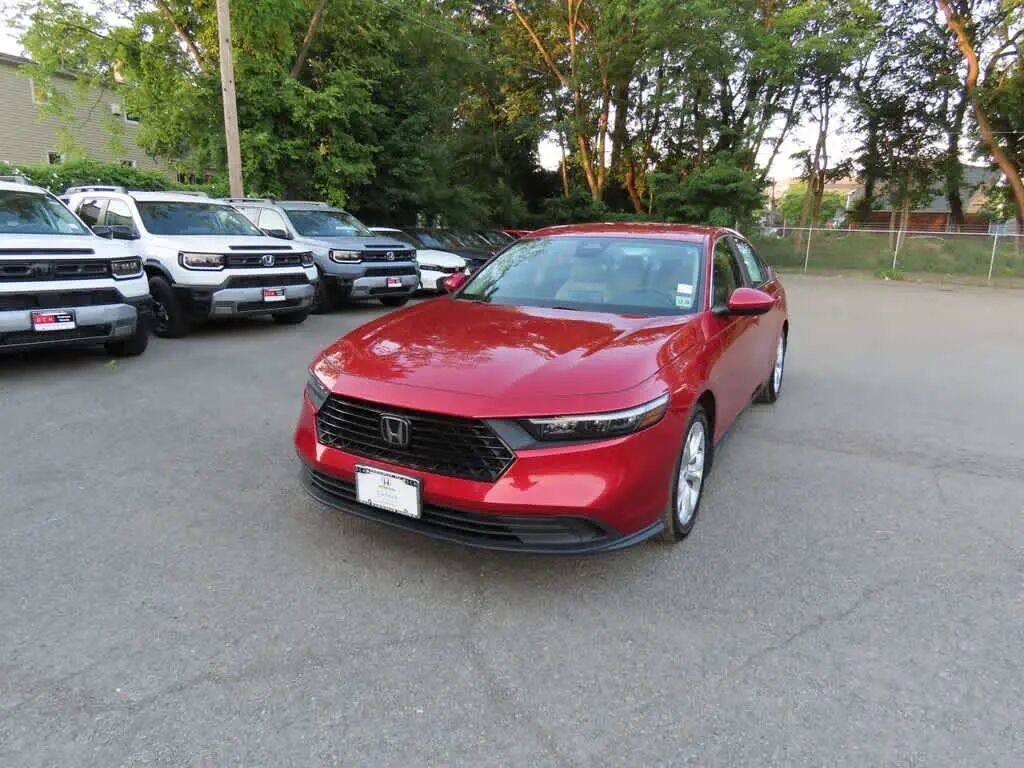 2024 Honda Accord LX — photo 1 of 13