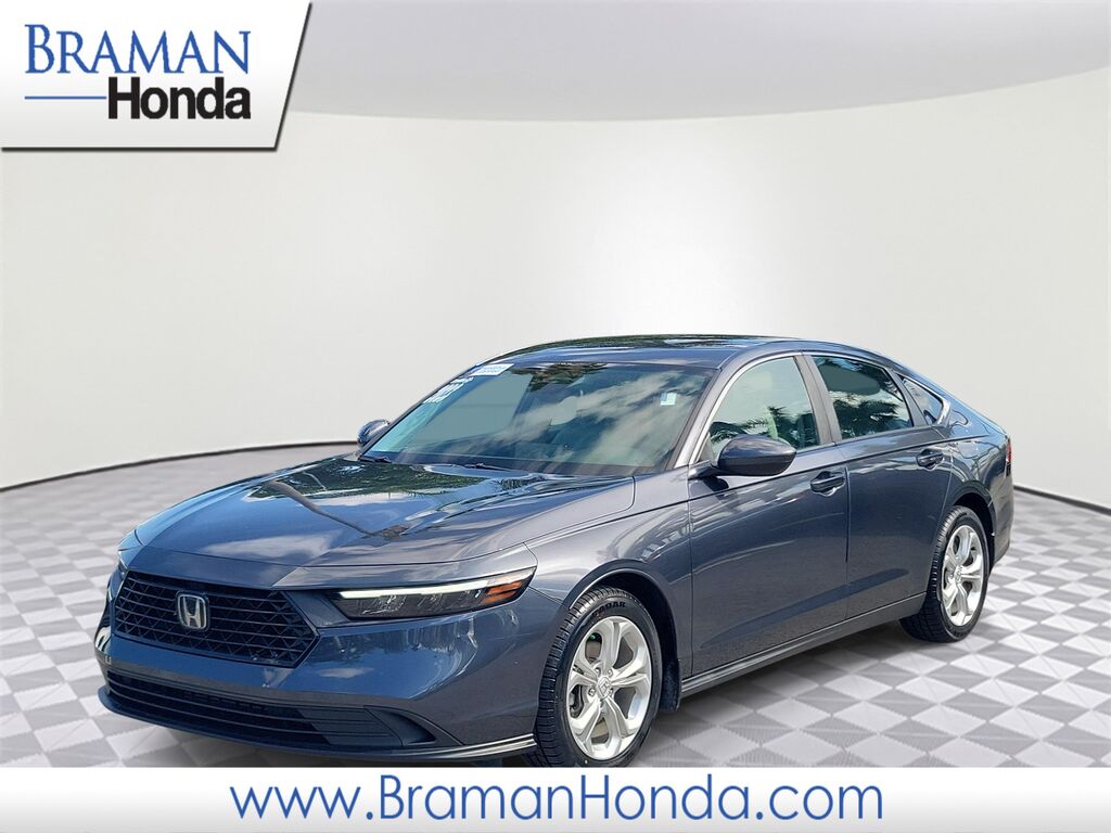 2023 Honda Accord LX — photo 1 of 13
