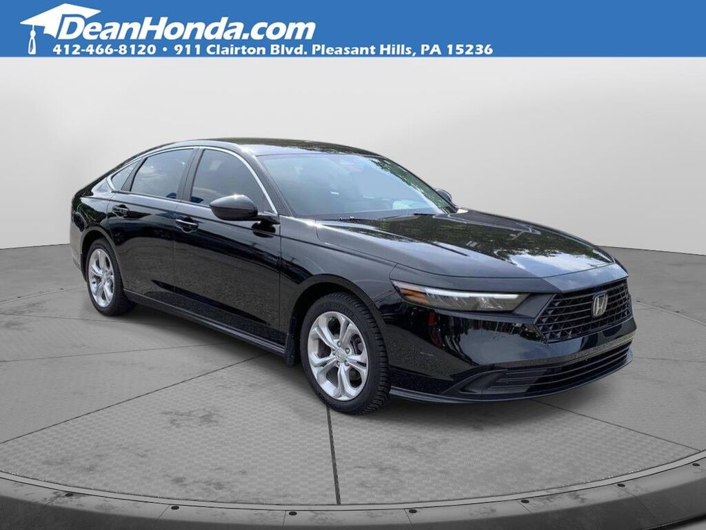 2023 Honda Accord LX — photo 1 of 13