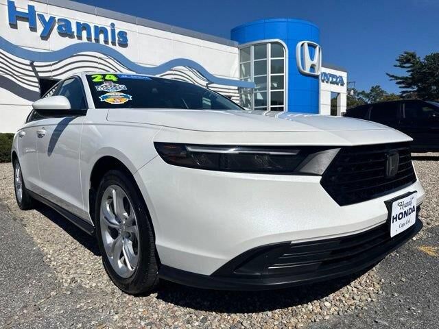 2024 Honda Accord LX — photo 1 of 13