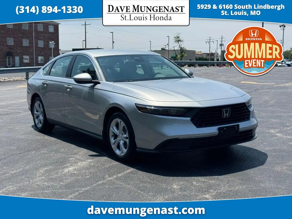 2025 Honda Accord LX — photo 1 of 13