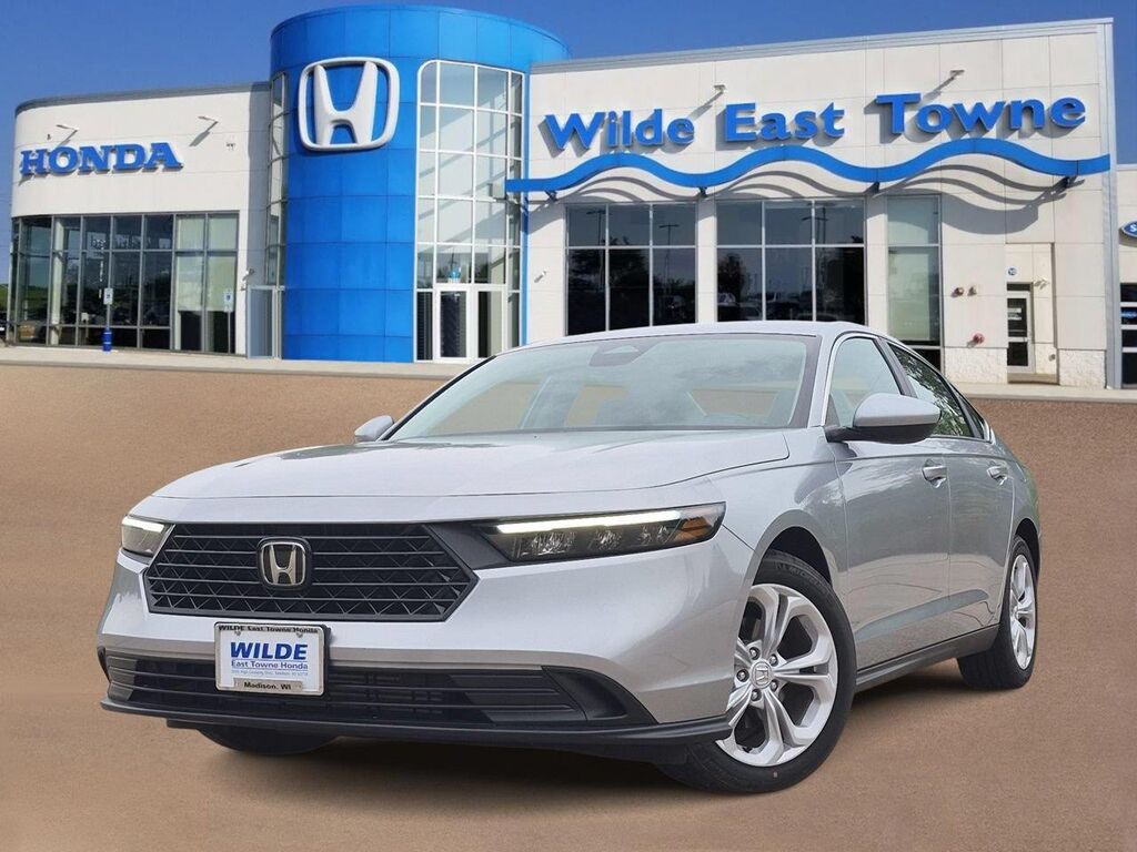 2025 Honda Accord LX — photo 1 of 13
