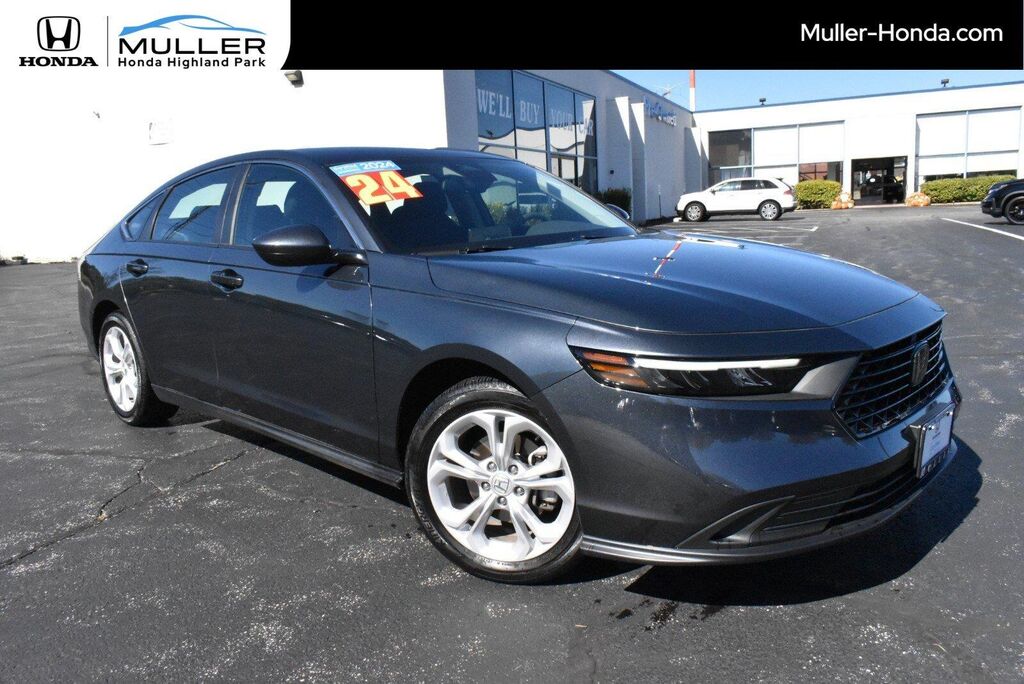 2024 Honda Accord LX — photo 1 of 13
