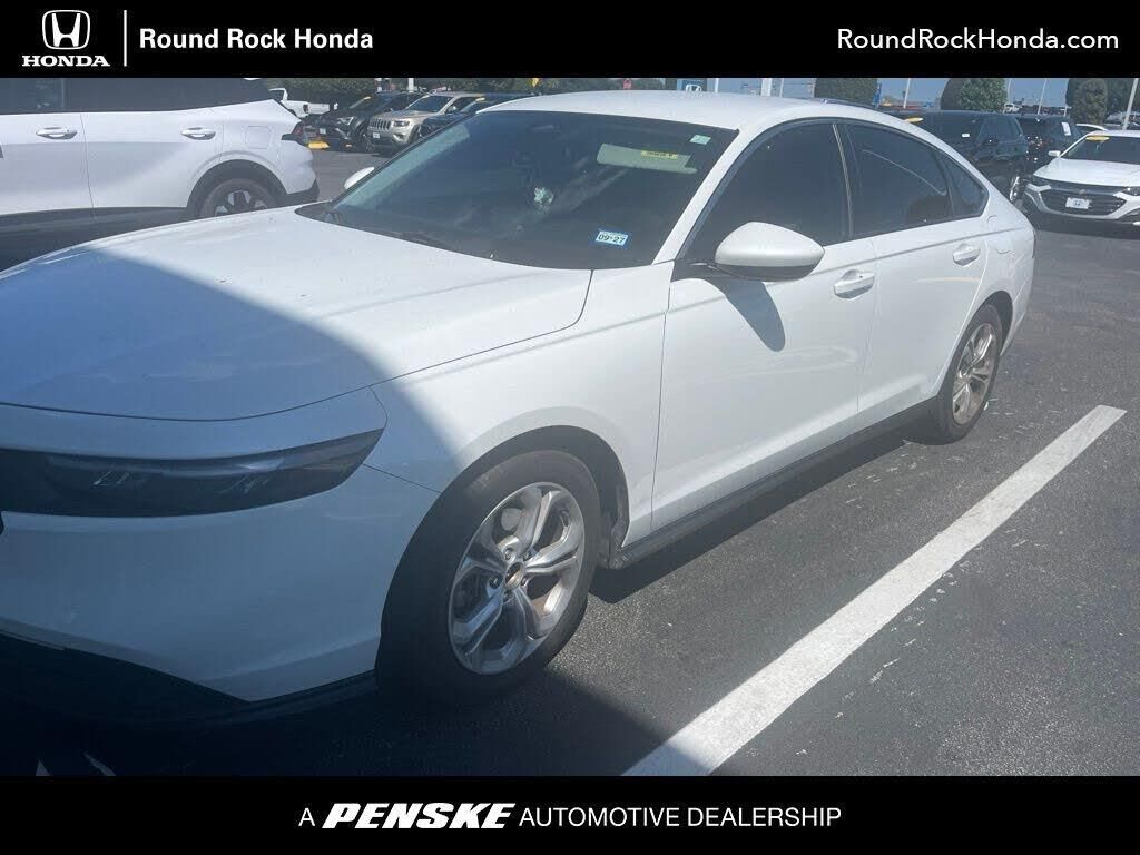 2025 Honda Accord LX — photo 1 of 1