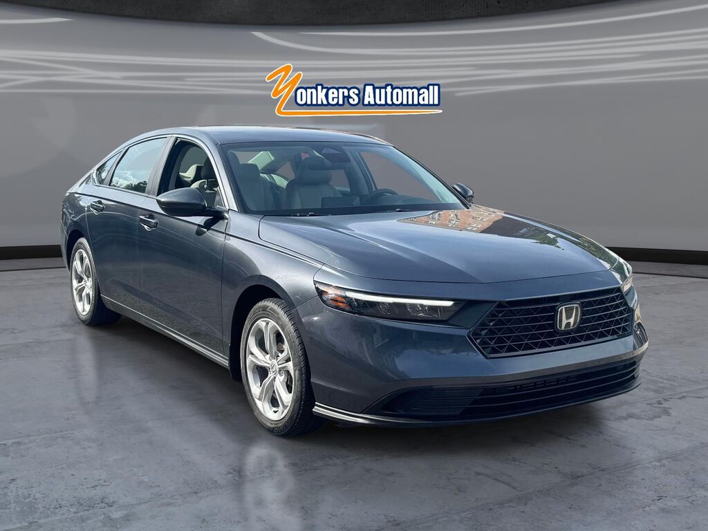 2025 Honda Accord LX — photo 1 of 13