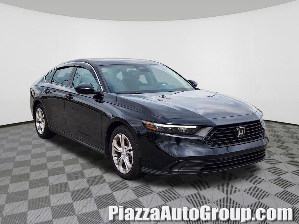 2026 Honda Accord Sedan LX — photo 1 of 7