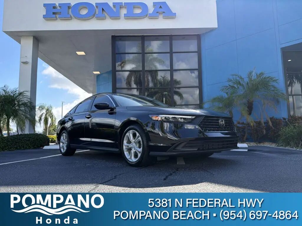 2023 Honda Accord LX — photo 1 of 13