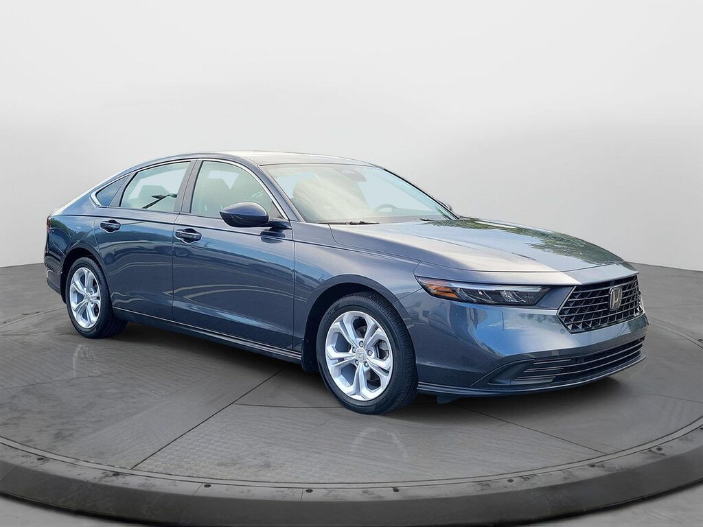 2024 Honda Accord LX — photo 1 of 13