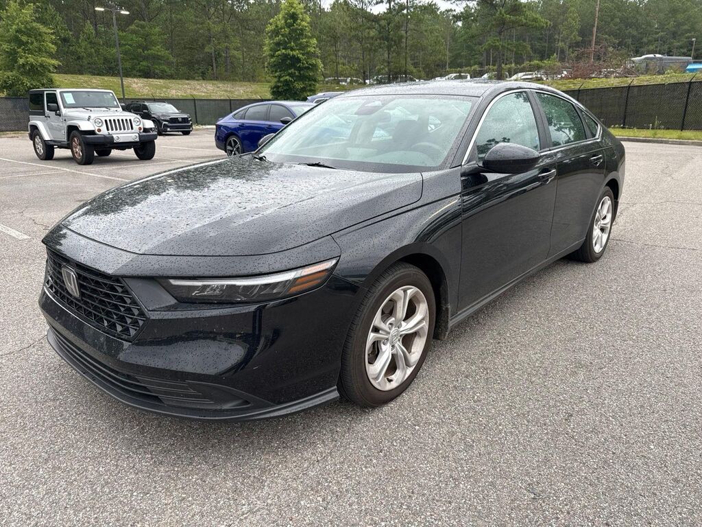 2025 Honda Accord LX — photo 1 of 26