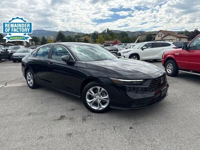 2025 Honda Accord LX — photo 1 of 40