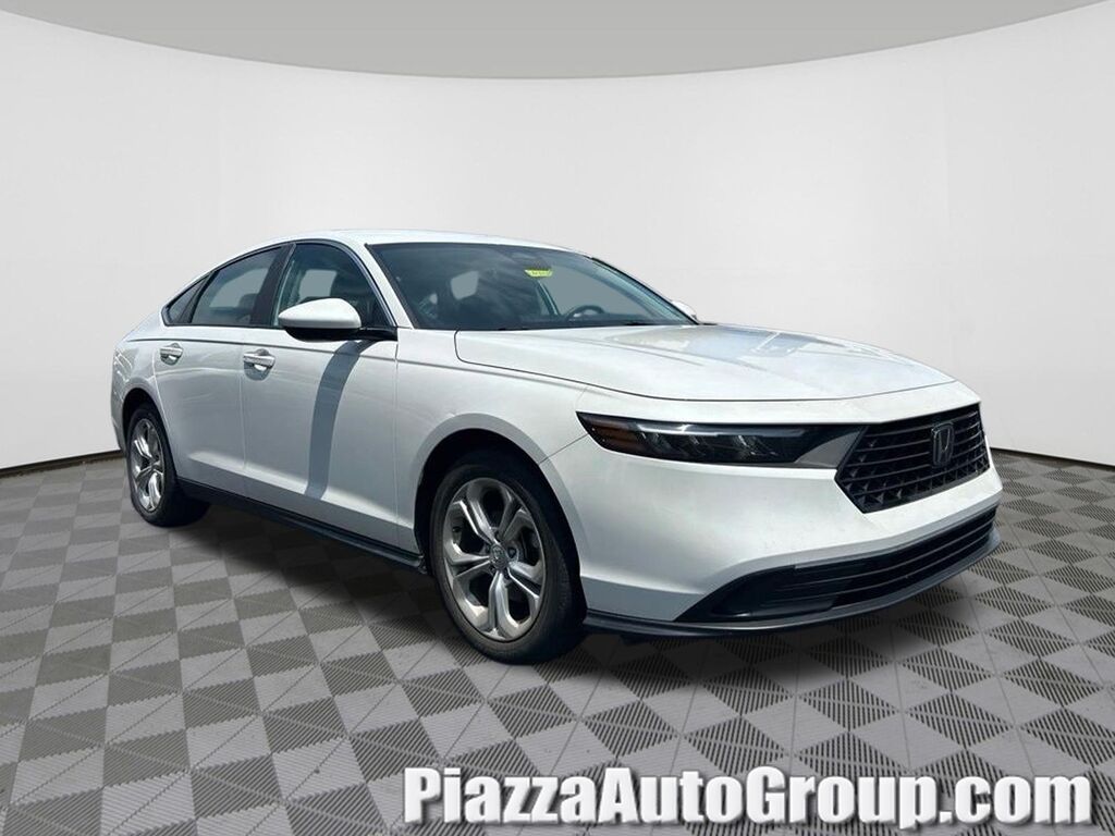 2023 Honda Accord Sedan 1.5T LX — photo 1 of 7