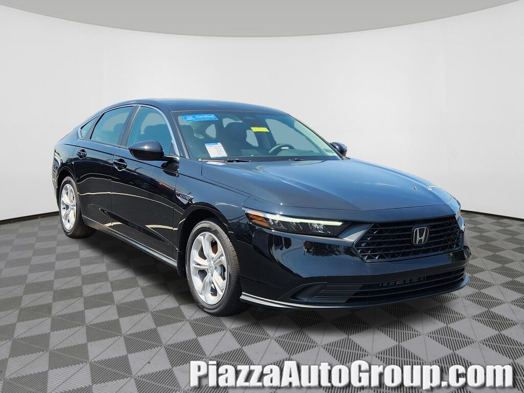 2026 Honda Accord LX — photo 1 of 13