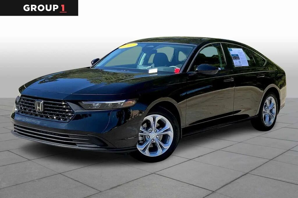 2024 Honda Accord LX — photo 1 of 12