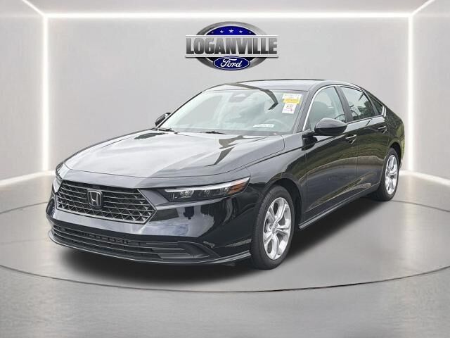 2025 Honda Accord LX — photo 1 of 13