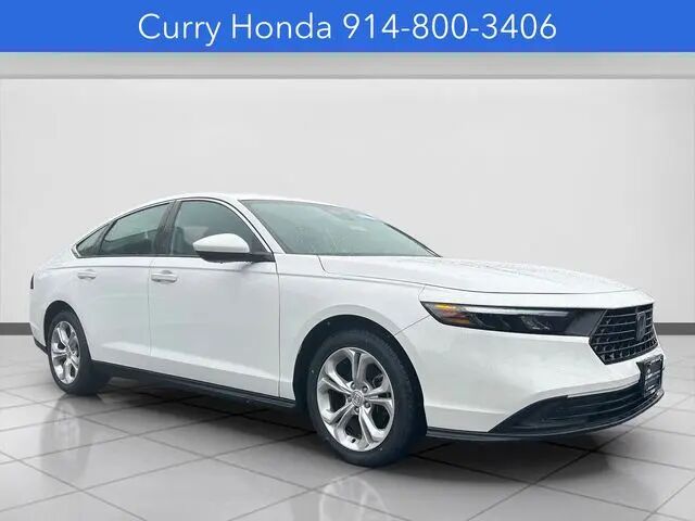 2023 Honda Accord LX — photo 1 of 11