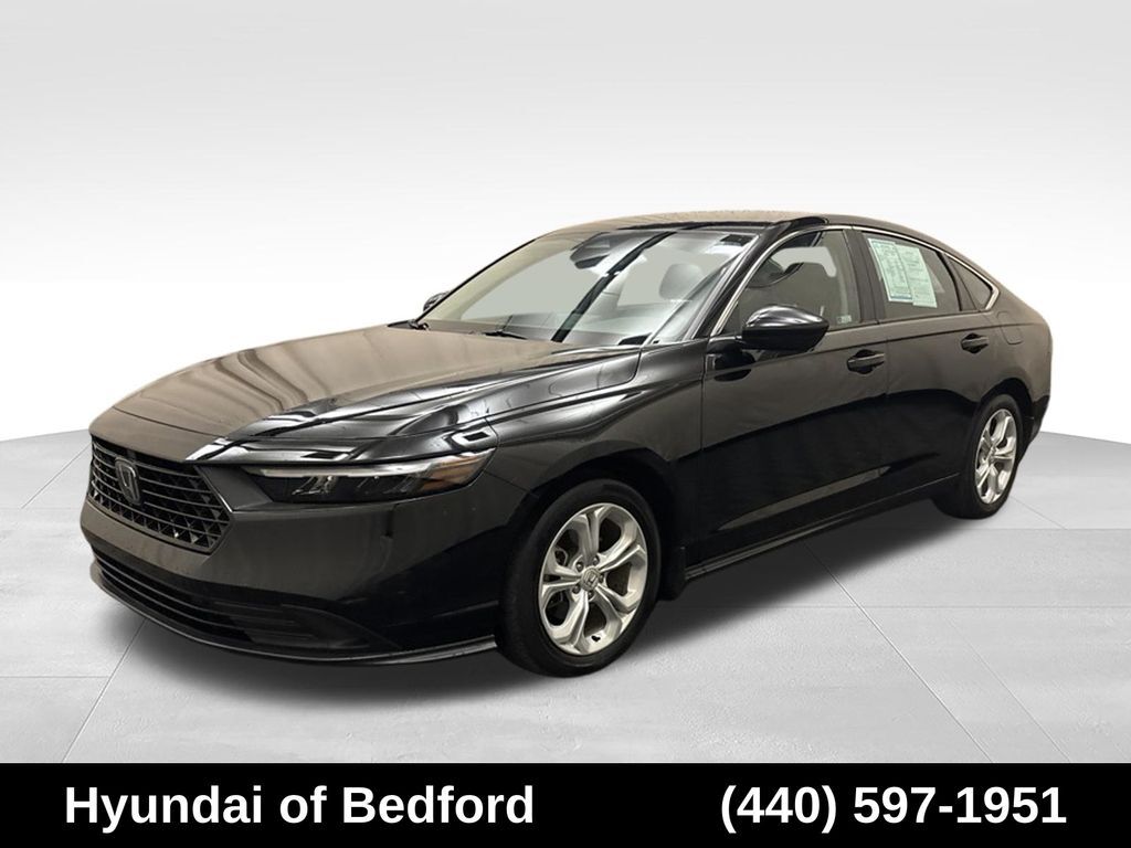 2024 Honda Accord LX — photo 1 of 13