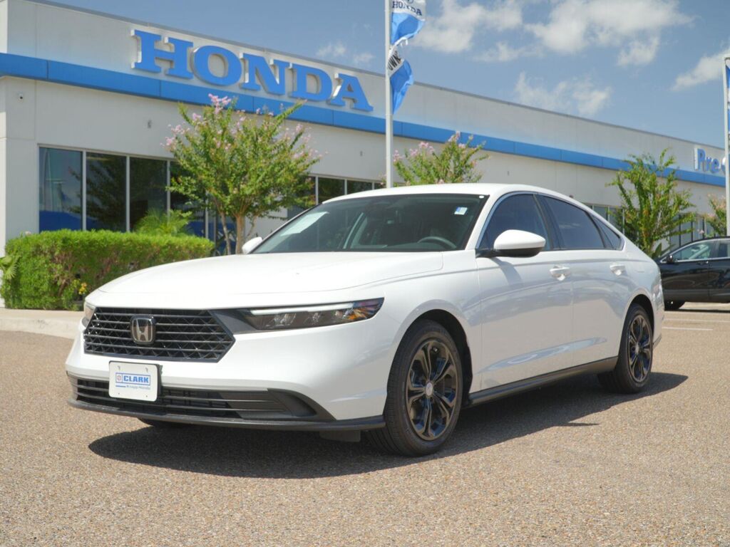 2026 Honda Accord Sedan LX — photo 1 of 13