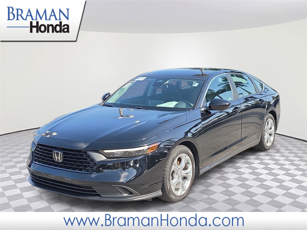 2024 Honda Accord LX — photo 1 of 8