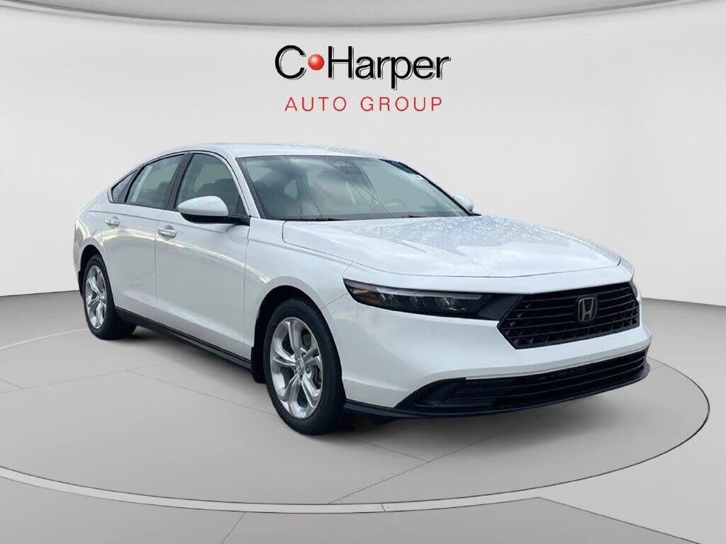 2025 Honda Accord LX — photo 1 of 1