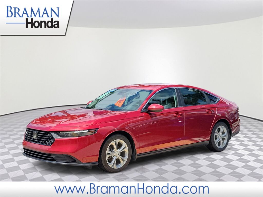2023 Honda Accord LX — photo 1 of 1