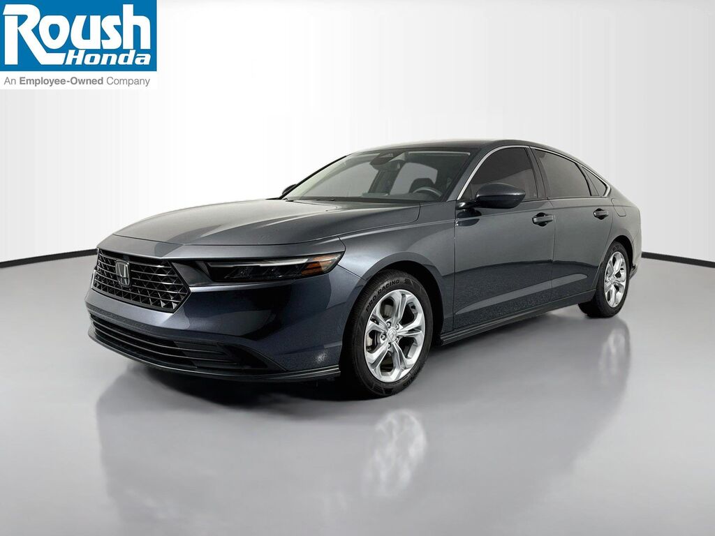 2023 Honda Accord LX — photo 1 of 1