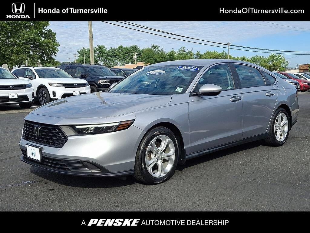 2023 Honda Accord LX — photo 1 of 13