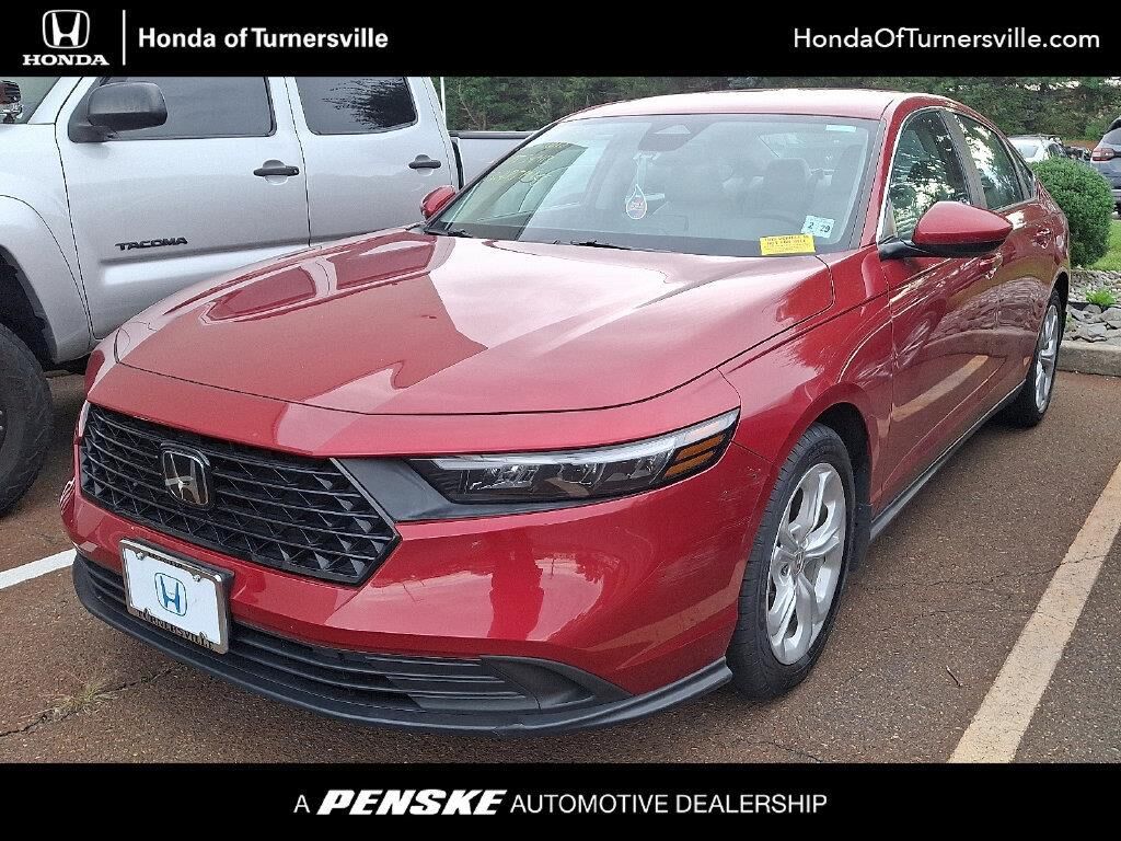 2024 Honda Accord LX — photo 1 of 4