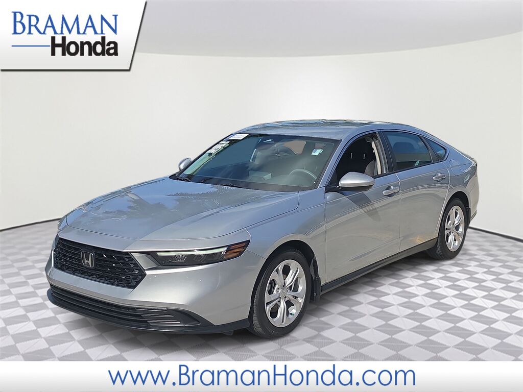 2025 Honda Accord Sedan 1.5T LX — photo 1 of 7