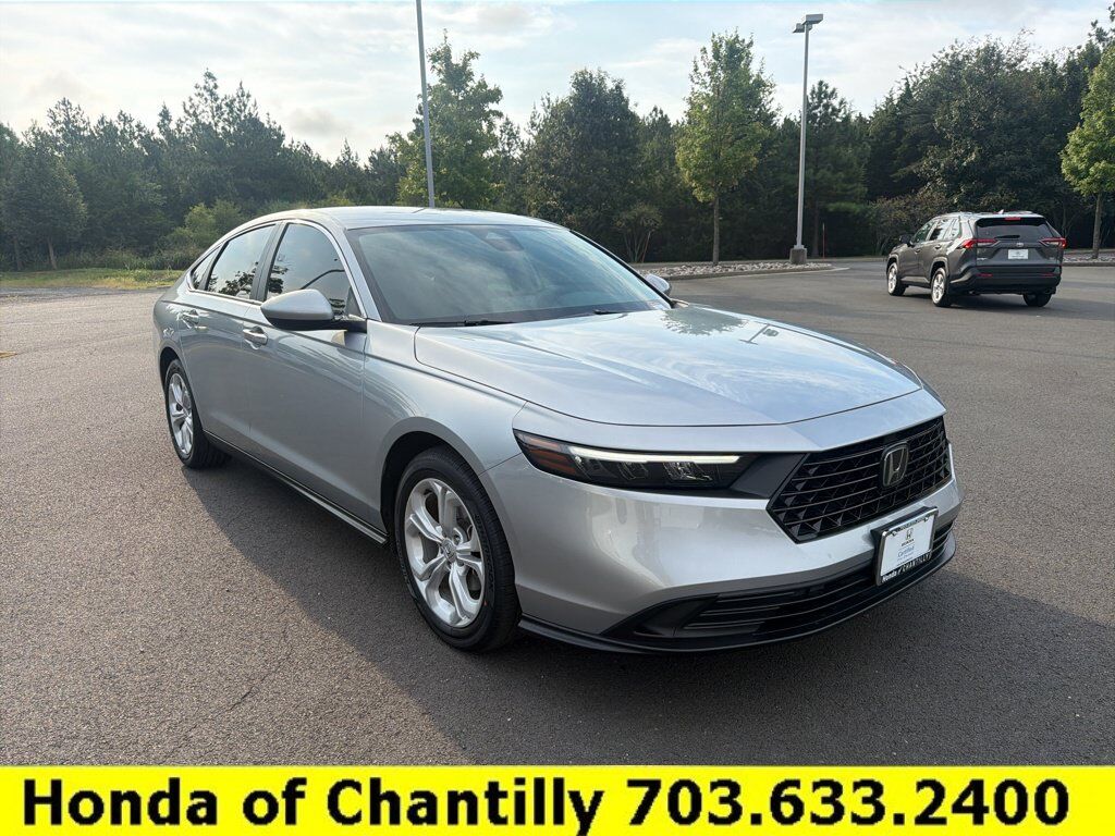 2025 Honda Accord Sedan 1.5T LX — photo 1 of 7