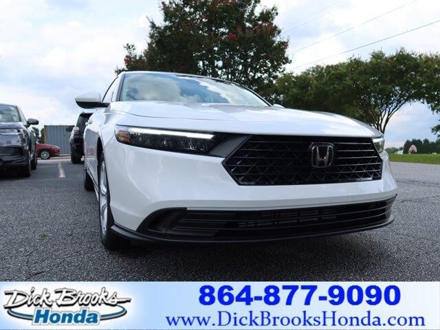 2025 Honda Accord LX — photo 1 of 13
