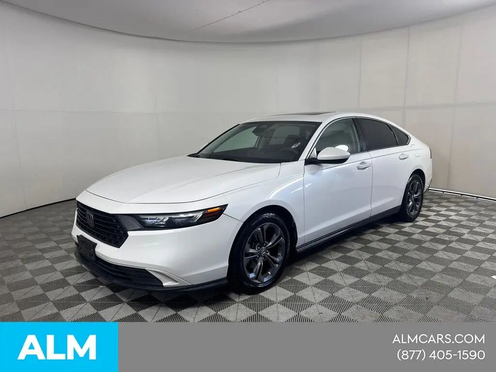 2023 Honda Accord EX — photo 1 of 11