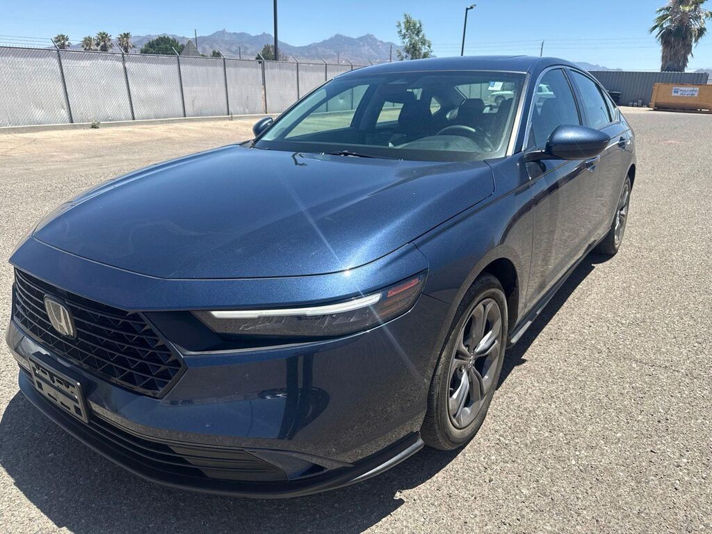 2023 Honda Accord EX — photo 1 of 5