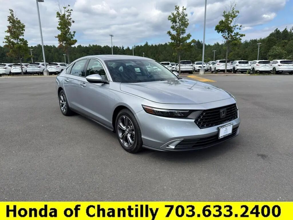 2023 Honda Accord EX — photo 1 of 13