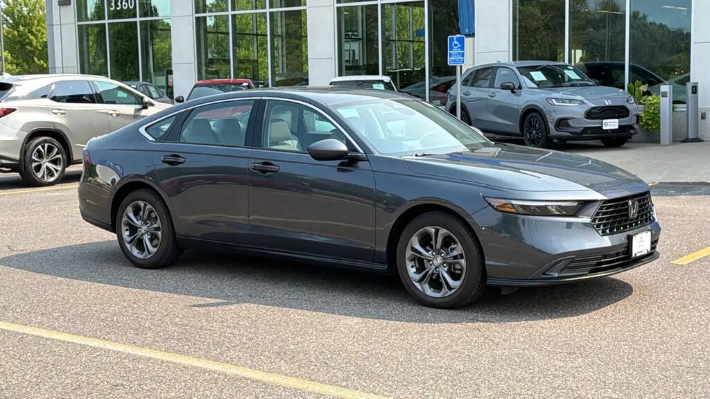 2023 Honda Accord EX — photo 1 of 13