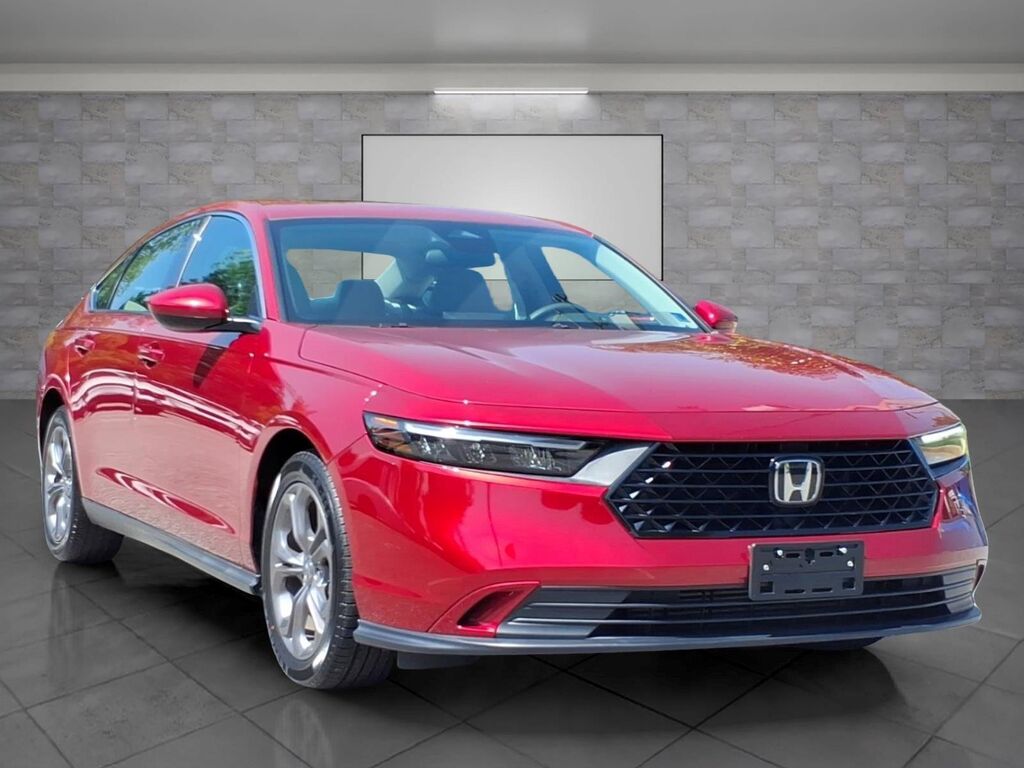 2023 Honda Accord EX — photo 1 of 13