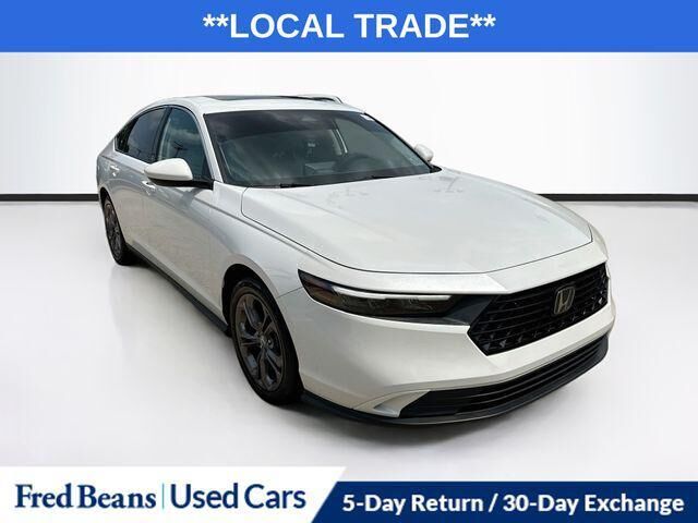 2023 Honda Accord EX — photo 1 of 10