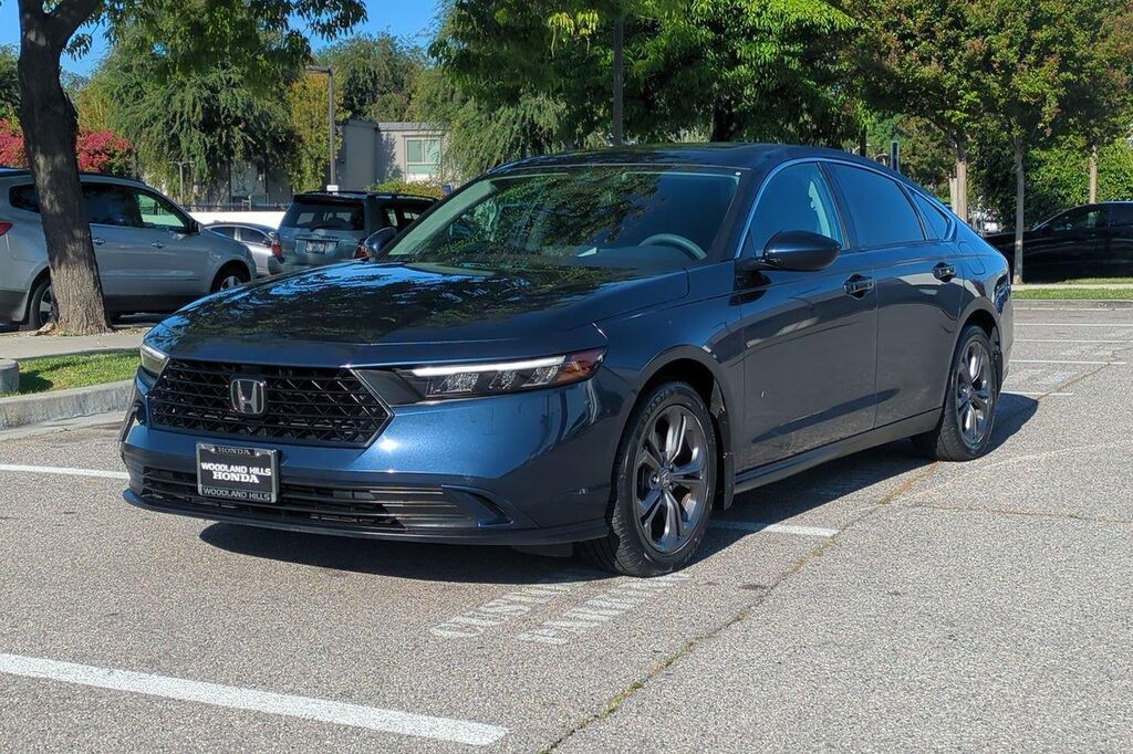2023 Honda Accord EX — photo 1 of 7