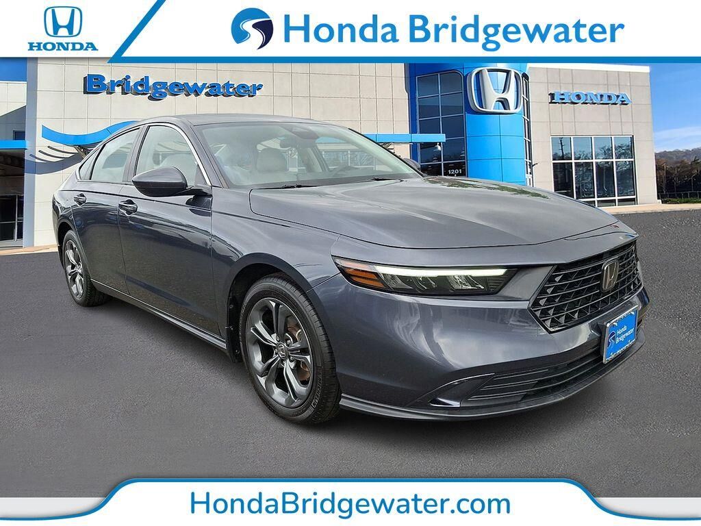 2023 Honda Accord EX — photo 1 of 13