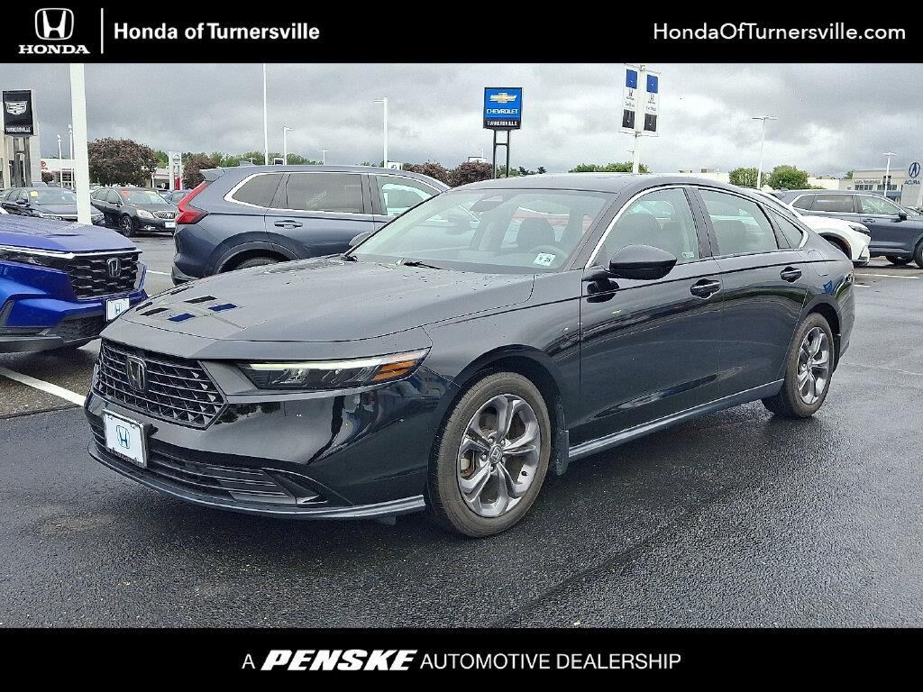 2023 Honda Accord EX — photo 1 of 13
